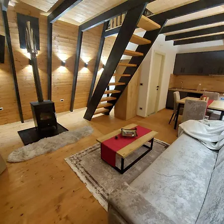 Vilat Alpine Golden Gjinar Villa Elbasan