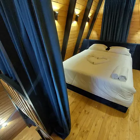 Vilat Alpine Golden Gjinar