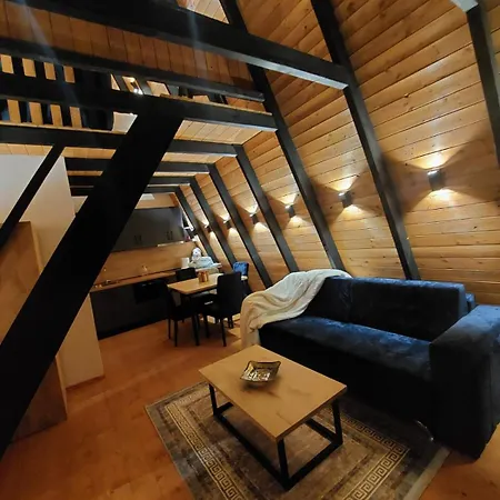 Vilat Alpine Golden Gjinar *