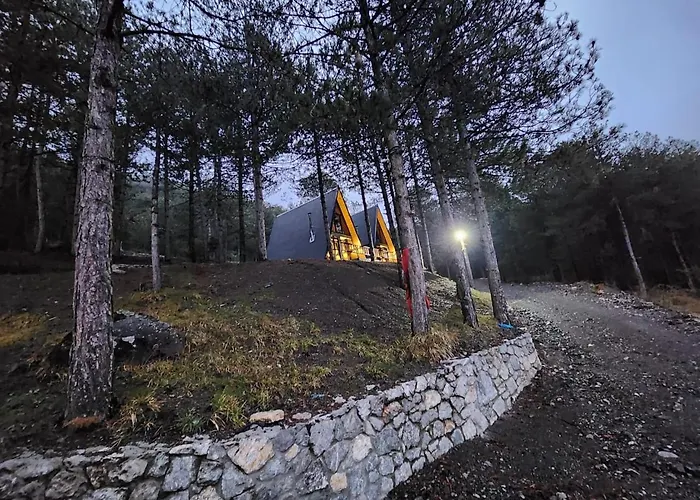 Villa Vilat Alpine Golden Gjinar Elbasan